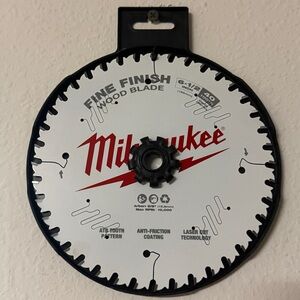 Milwaukee 6.5 - Fine Finish - 40 - Tooth Circular Saw Blade - Wood - 5/8” Arbor